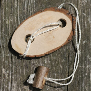 WOODEN STRING PUZZLE